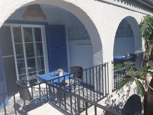 Hostal Mi Campana in Les Bovetes Beach Hostal Mi Campana in Les Bovetes Beach