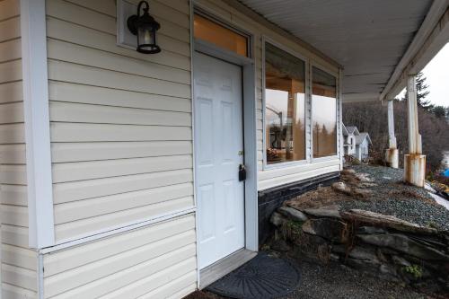 Kelli Creek Cottage - REDUCED PRICE ON TOURS in 朱諾 Kelli Creek Cottage - REDUCED PRICE ON TOURS in 朱諾
