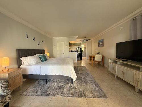 Beach Aqualina Apartments in Lauderdale-by-the-Sea Beach Aqualina Apartments in Lauderdale-by-the-Sea
