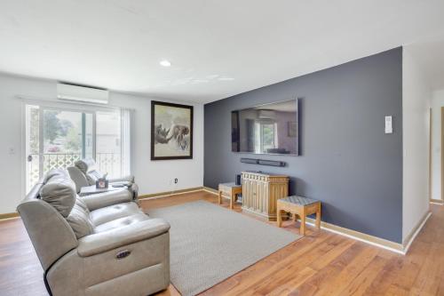 Stay and Play in San Diego Charming Condo! in Rancho Peñasquitos Stay and Play in San Diego Charming Condo! in Rancho Peñasquitos