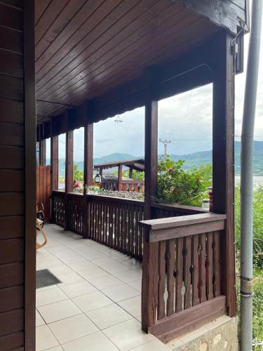 Casa Melania in Eselnita Casa Melania in Eselnita