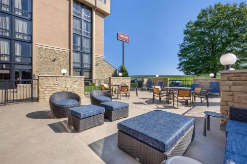 Tampilan eksterior, Drury Inn & Suites Paducah in Paducah (KY) Tampilan eksterior, Drury Inn & Suites Paducah in Paducah (KY)