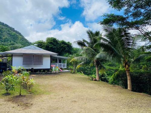 Herehiti Sweet House in Hiva Oa Herehiti Sweet House in Hiva Oa