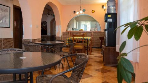 Hostal Barón de Carondelet (Hostal Baron de Carondelet) in รูมิปัมบา Hostal Barón de Carondelet (Hostal Baron de Carondelet) in รูมิปัมบา