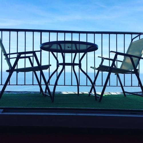 발코니/테라스, Harrow Lodge Hotel in 아일 오브 와이트 발코니/테라스, Harrow Lodge Hotel in 아일 오브 와이트
