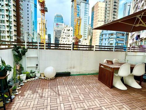 Standard studio Room with RoofTop near LKF central in Central District Standard studio Room with RoofTop near LKF central in Central District