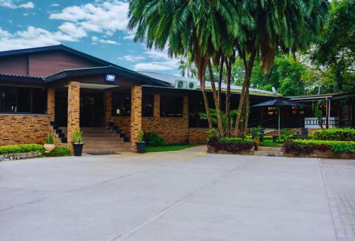 Giriş, Casa Mia Lodge & Restaurant in Blantyre Giriş, Casa Mia Lodge & Restaurant in Blantyre