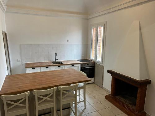 Reve de Vacances Insolite Palais Lascaris Vue Montagne et Village Medieval in Castellar Reve de Vacances Insolite Palais Lascaris Vue Montagne et Village Medieval in Castellar