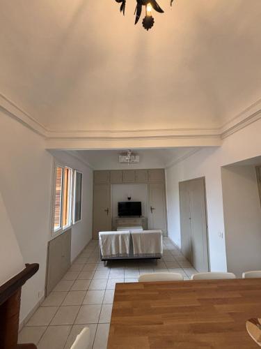 Reve de Vacances Insolite Palais Lascaris Vue Montagne et Village Medieval in Castellar Reve de Vacances Insolite Palais Lascaris Vue Montagne et Village Medieval in Castellar