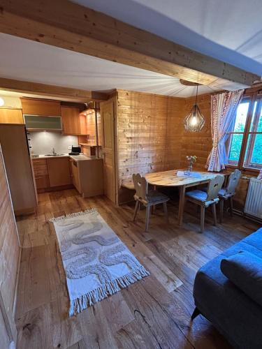 مطبخ, Ferienwohnungen Hatzl in Sankt Corona Am Wechsel مطبخ, Ferienwohnungen Hatzl in Sankt Corona Am Wechsel