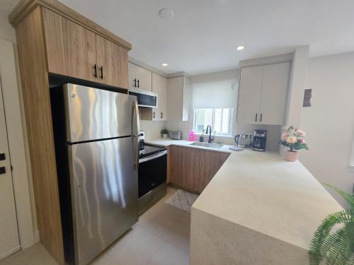 JstLikeHome - Serenity Suites & Guesthouse in Vanier JstLikeHome - Serenity Suites & Guesthouse in Vanier