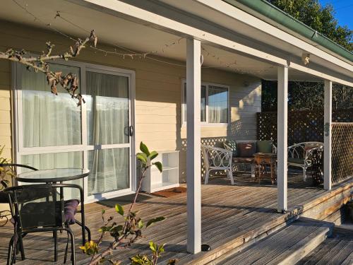 Petane Cottage in เบย์ วิว Petane Cottage in เบย์ วิว