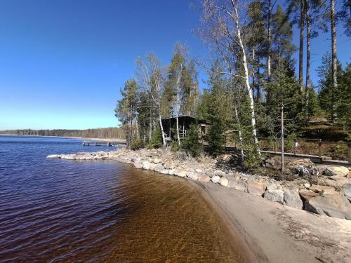 Talo ja saunamokki Saimaan rannalla in Oravisalo Talo ja saunamokki Saimaan rannalla in Oravisalo