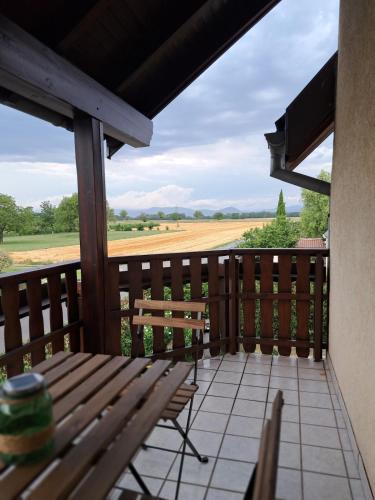 Spacious flat in Alsace 30 min from Europa-Park in Hessenheim Spacious flat in Alsace 30 min from Europa-Park in Hessenheim