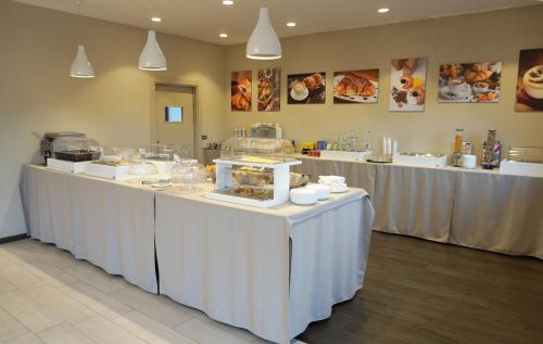 Food and beverages, Aparthotel ParKHo in Potenza Food and beverages, Aparthotel ParKHo in Potenza