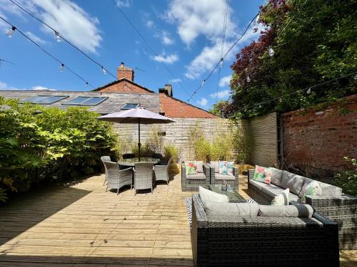 Kert, Eden Cottage in Frodsham Kert, Eden Cottage in Frodsham