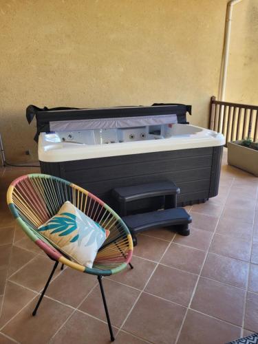 Pezsgőfürdő, Gîte le Courdel (Gite le Courdel) in Dourgne Pezsgőfürdő, Gîte le Courdel (Gite le Courdel) in Dourgne