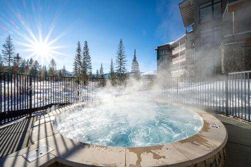Timber Fox 1403 downtown Winter Park - Community Hot Tub in Winter Park (Colorado) Timber Fox 1403 downtown Winter Park - Community Hot Tub in Winter Park (Colorado)