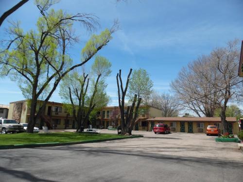 Budget Host Inn Fort Collins Hotel