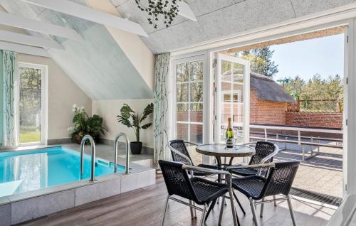 Úszómedence, Lovely Home In Ulfborg With Sauna in Ohuse Úszómedence, Lovely Home In Ulfborg With Sauna in Ohuse