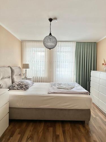 3 Private Rooms CLOSE TO FAIR 8min by Foot Messe Exhibition in Weinbergen 3 Private Rooms CLOSE TO FAIR 8min by Foot Messe Exhibition in Weinbergen