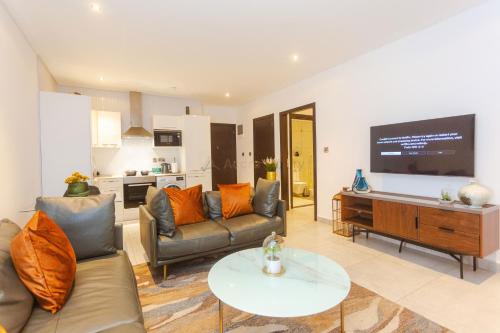 Accra Luxury Apartments @ The Signature in Accra Accra Luxury Apartments @ The Signature in Accra