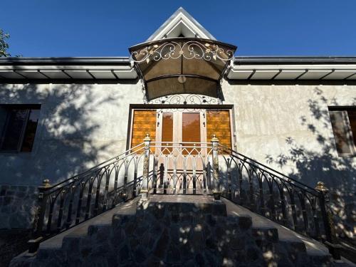 NURATA MOUNTAIN GUESTHOUSE Shiringul in Forish NURATA MOUNTAIN GUESTHOUSE Shiringul in Forish