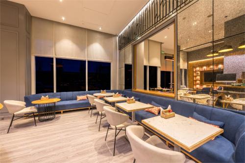 Exterior view, Holiday Inn Express Gurugram Sector 50 By IHG in Gurgaon Exterior view, Holiday Inn Express Gurugram Sector 50 By IHG in Gurgaon