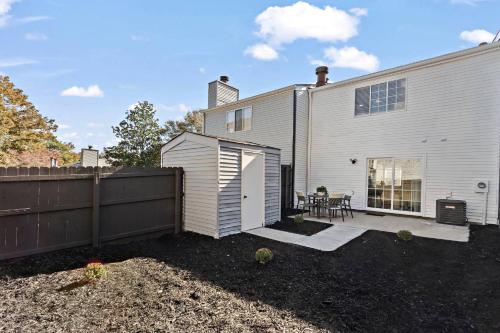 Sadržaji, Modern 2-bedroom Townhouse near Braves Stadium in Smyrna (GA) Sadržaji, Modern 2-bedroom Townhouse near Braves Stadium in Smyrna (GA)