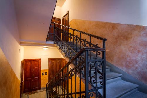 Contrada del Pittore byMyHomeInComo