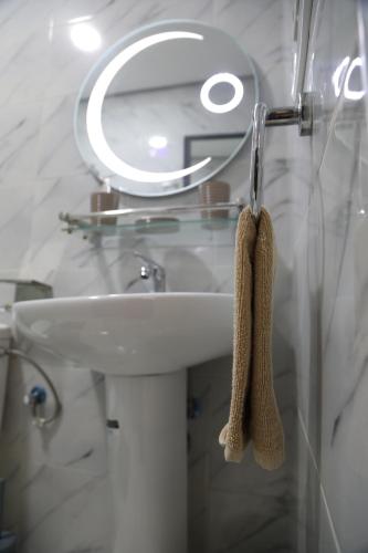 Bathroom, apartamento nuevo cerca del mar in Martil Bathroom, apartamento nuevo cerca del mar in Martil