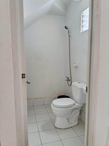 Shower, Townhouse in Compostela Cebu in Compostela Shower, Townhouse in Compostela Cebu in Compostela