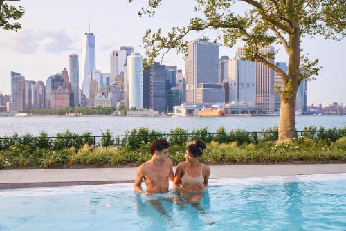 주변 환경, Collective Retreats Governors Island in 바우어리 주변 환경, Collective Retreats Governors Island in 바우어리