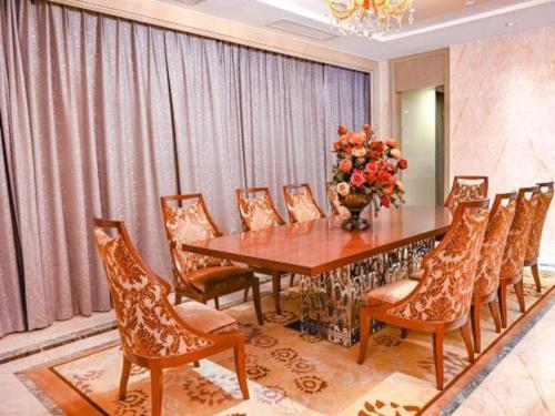 Royal Tulip Hotel Zhujiajiao Shanghai in Qingpu and Zhujiajiao Royal Tulip Hotel Zhujiajiao Shanghai in Qingpu and Zhujiajiao