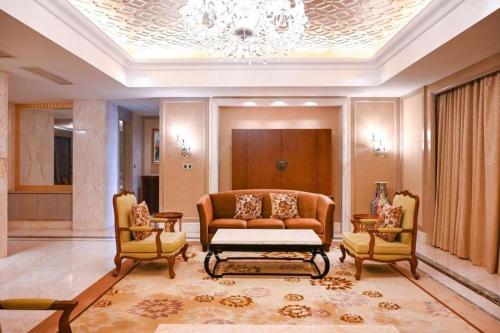 Royal Tulip Hotel Zhujiajiao Shanghai in Qingpu and Zhujiajiao Royal Tulip Hotel Zhujiajiao Shanghai in Qingpu and Zhujiajiao