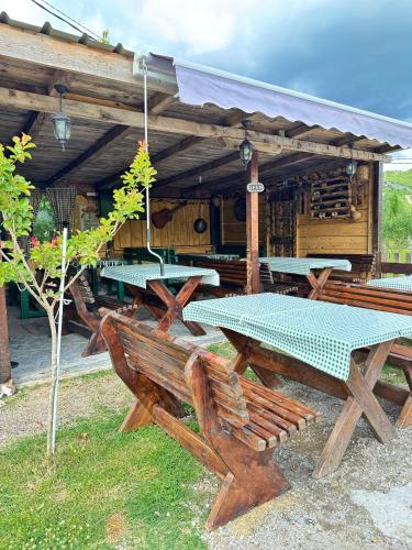 Restoran, Camp River in Virpazar Restoran, Camp River in Virpazar