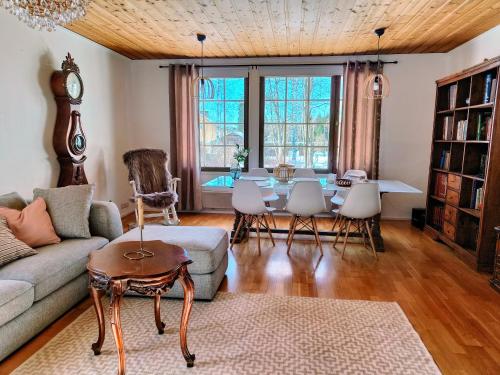 Metsäranta (Metsaranta) in คาลาโยกิ Metsäranta (Metsaranta) in คาลาโยกิ