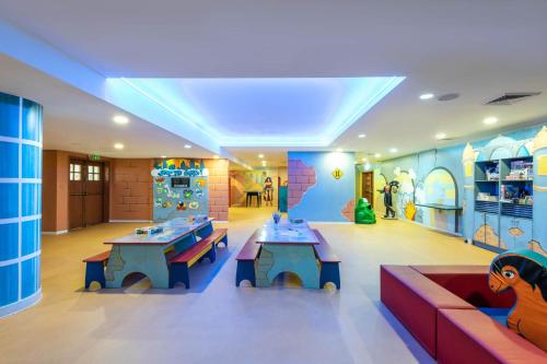 Kid’s club, U Magic Palace in Eilat Kid’s club, U Magic Palace in Eilat
