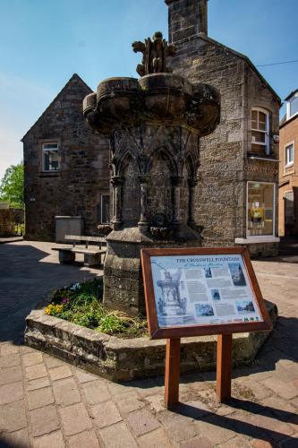 Surrounding environment, The Kinross Salutation Inn in Kinross Surrounding environment, The Kinross Salutation Inn in Kinross