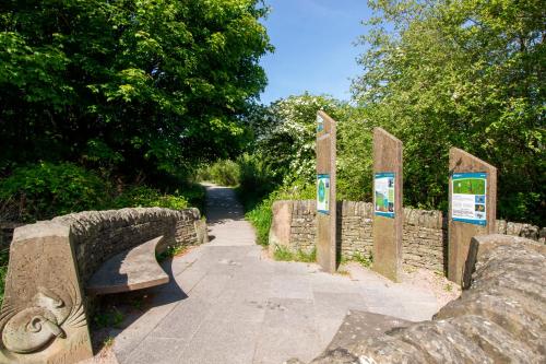 Surrounding environment, The Kinross Salutation Inn in Kinross Surrounding environment, The Kinross Salutation Inn in Kinross