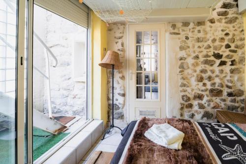 Charme ancien à 200M Château (Charme ancien a 200M Chateau) in Nemours Charme ancien à 200M Château (Charme ancien a 200M Chateau) in Nemours