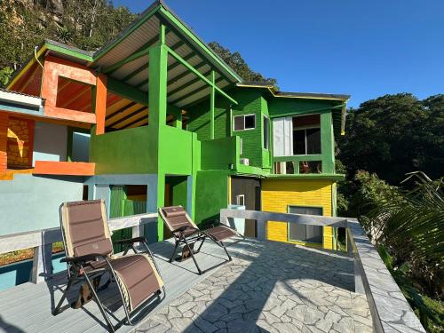 Exclusive Mountain and Farm Villa Escape in Duncans Exclusive Mountain and Farm Villa Escape in Duncans