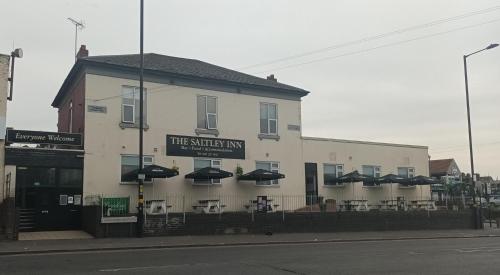 Hotellet från utsidan, The Saltley Inn in Nechells Hotellet från utsidan, The Saltley Inn in Nechells