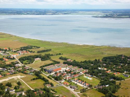 Utvendig, 14 person holiday home on a holiday park in Blåvand (14 person holiday home on a holiday park in Blavand) in Vejers Strand Utvendig, 14 person holiday home on a holiday park in Blåvand (14 person holiday home on a holiday park in Blavand) in Vejers Strand