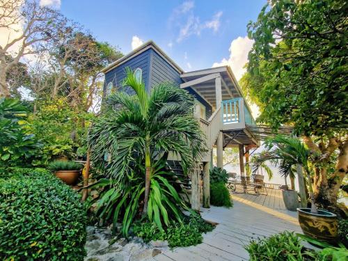 Lowena Cottage in Tortola Lowena Cottage in Tortola