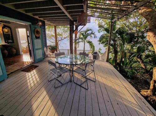 Lowena Cottage in Tortola Lowena Cottage in Tortola