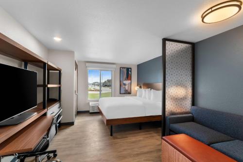 Gastenkamer, Everhome Suites Bastrop in Bastrop Gastenkamer, Everhome Suites Bastrop in Bastrop