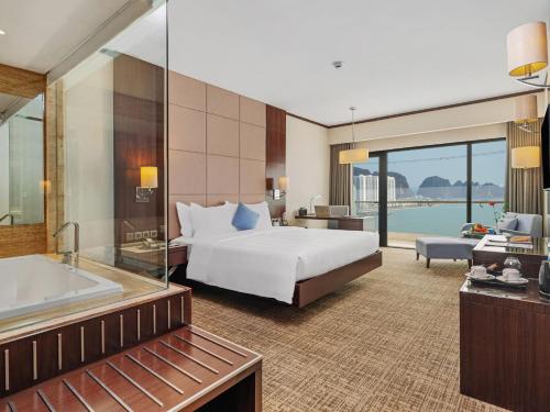 Wyndham Legend Halong Hotel in Hạ Long Wyndham Legend Halong Hotel in Hạ Long