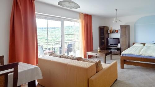 Apartments Villa Venera in ลาบิน Apartments Villa Venera in ลาบิน