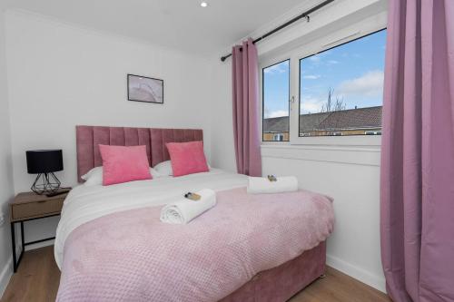 Modern Home Near To Airport Free Parking & Wifi in Livingston South Modern Home Near To Airport Free Parking & Wifi in Livingston South